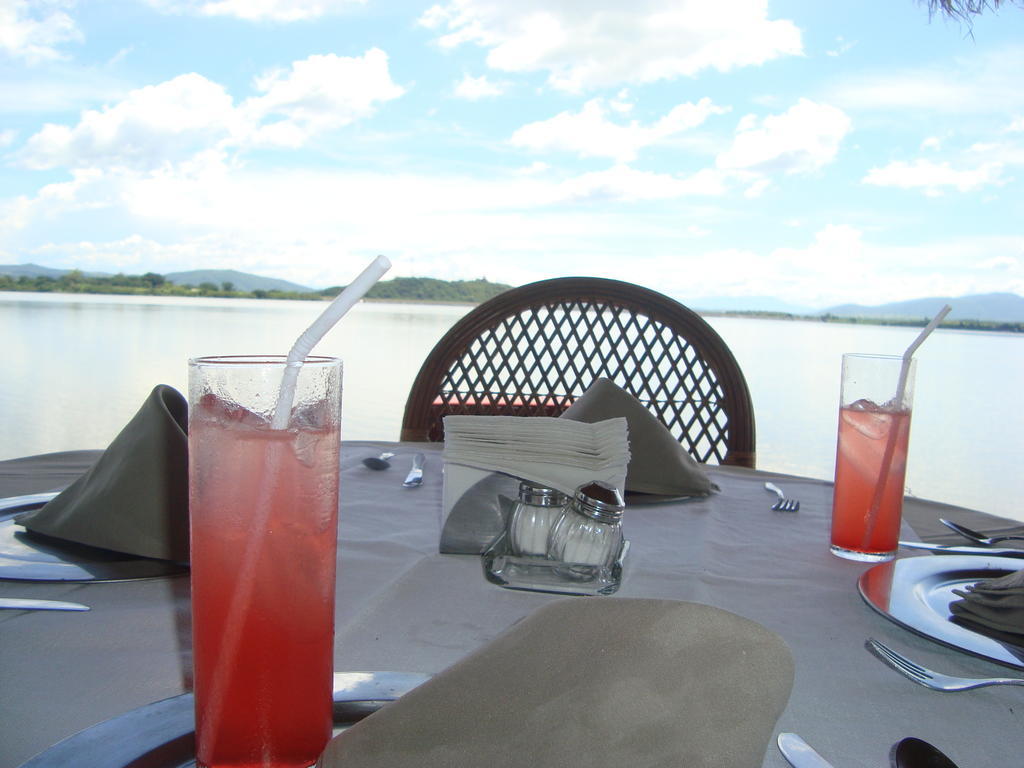 Vida En El Lago Hotel Tepecoacuilco de Trujano Luaran gambar