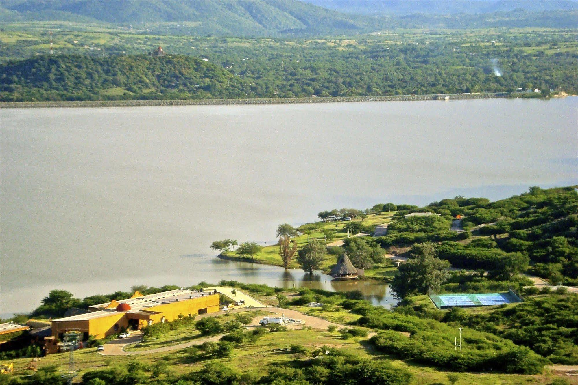 Vida En El Lago Hotel Tepecoacuilco de Trujano Luaran gambar